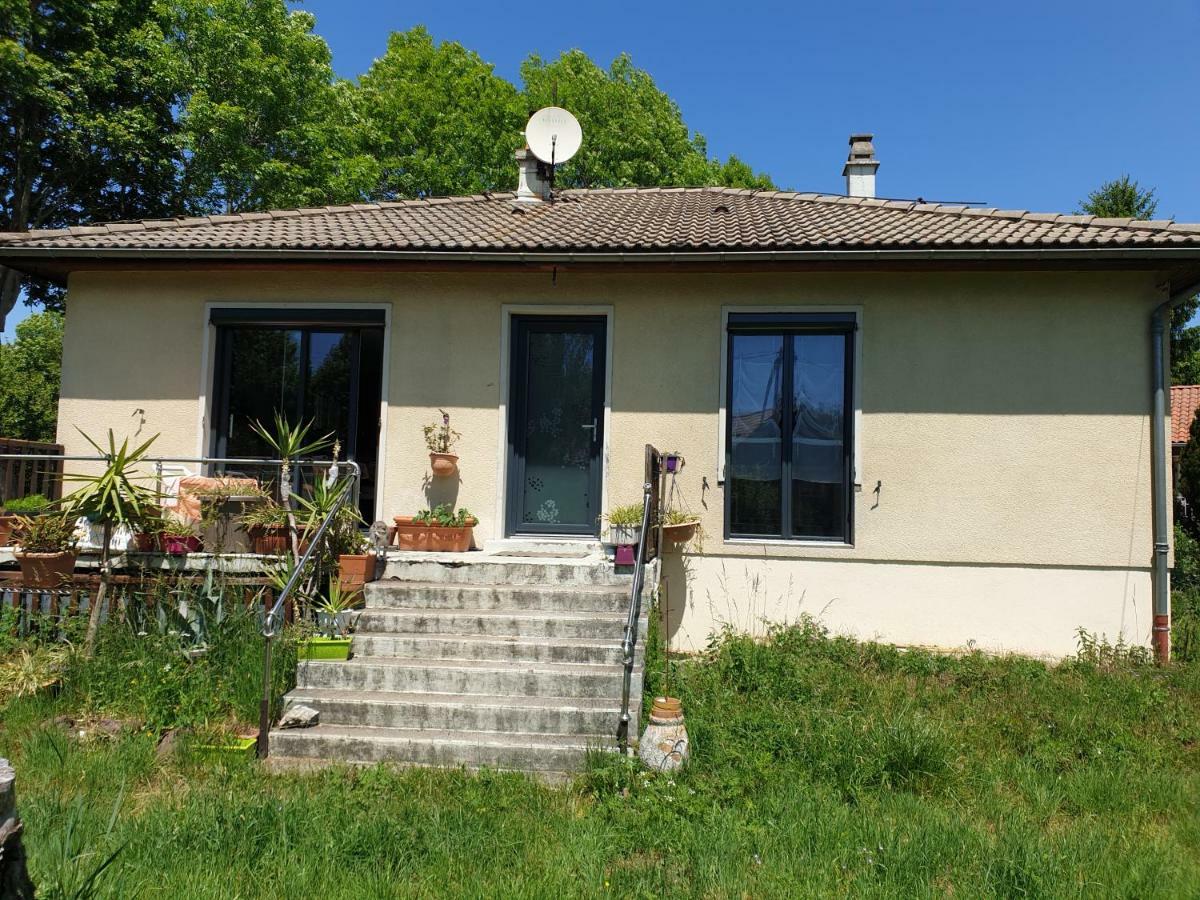 Brigitte Carbonnel Apartamento Aydat Exterior foto